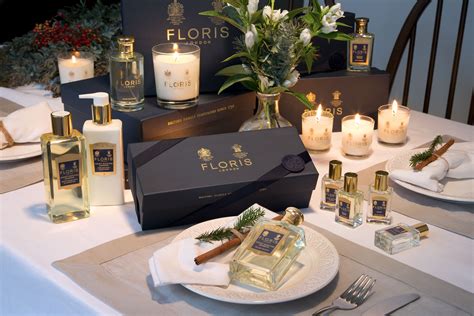 Luxury gifts for her uk. Floris Christmas #candles #fragrance #luxury #giftsets ...