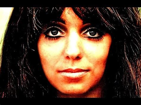 Her birthday, what she did before fame, her family life, fun trivia facts, popularity rankings, and more. Robbie van Leeuwen / The Shocking Blue, 1969: Venus - Mariska Veres - YouTube