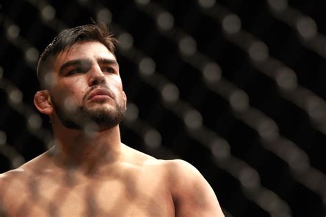 Kelvin gastelum looked right at home at 185 pounds on saturday night. Dana White says he'll never let Kelvin Gastelum fight at ...