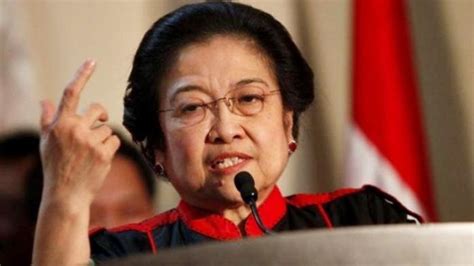 Born 23 january 1947) is an indonesian politician who served as the fifth president of indonesia from 2001 to 2004. Politikus Demokrat: Terlalu Dini Megawati Bicara Pilpres ...