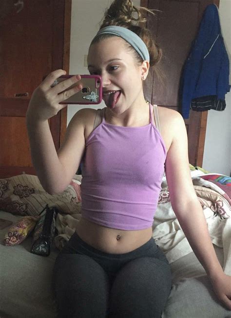 Reddit forum photo leads to teacher investigation. Teen Girl Tight Yoga Pants | Hot Girl HD Wallpaper