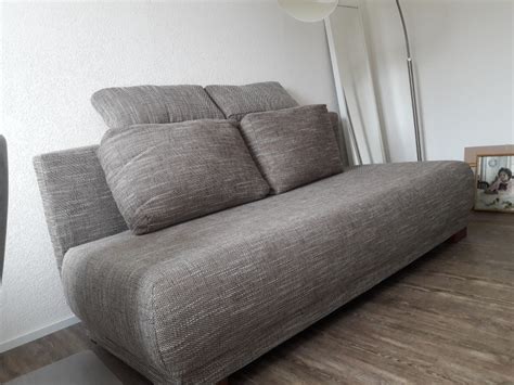 A sofa is a comfortable piece of furniture. Bequemes Sofa - topinserate.ch