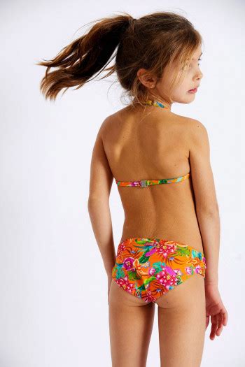 The signing up process is quite easy and can be even done by using facebook. 12-year-old bikini