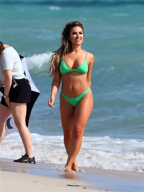 Most importantly of all, she says, she's a mother of two. Jessie James Decker Beach Body: Six-Pack Abs, Toned Legs ...