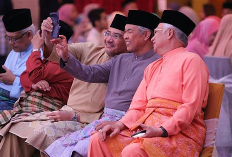 Sonaone sebagai pembuka post aku. "Apa khabar bossku?"- tanya Najib selepas BN menang di ...