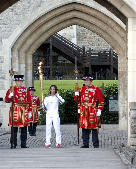 Unveiling the statue, she told children who were present: Image shows Dame Kelly Holmes at the Tower of London ...