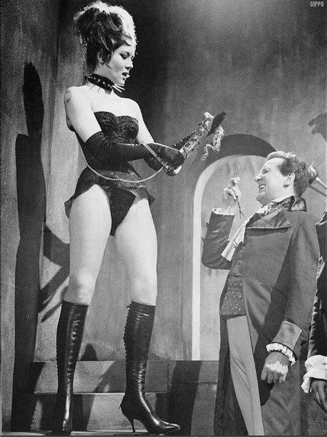 Juli 1938 in doncaster, england; Diana Rigg in the Avengers | Steed and Mrs. Peel | Pinterest