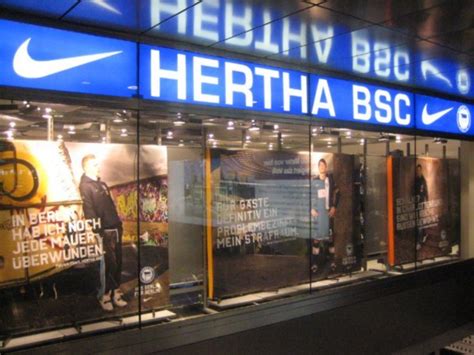 Veröffentlicht am 17.12.2015 | lesedauer: Hertha BSC Fan Shop | Photo