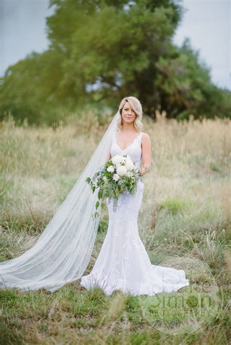 Vintage inspired wedding dresses for unique and boho brides created by australian designer a visual story to share the magic of hand crafting our wedding dresses should you work with us we know it can be overwhelming deciding on a gown so we find most clients need a second appointment. Jane Hill Isla Second Hand Wedding Dress Save 50% - Stillwhite
