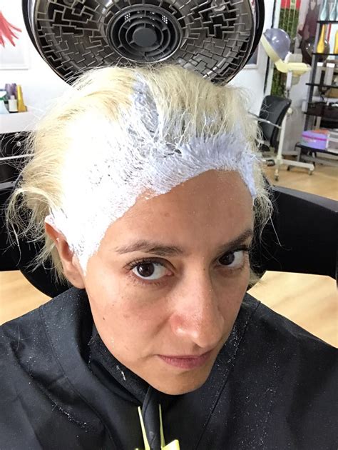 This is an incredible way to moisturize your hair if it's all dried up after you color treated it or bleached it to bits. Pin on BLEACHING& COLORING WOMENS HAIR!