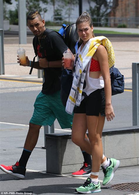 Nick kyrgios ajla tomljanovic split. Nick Kyrgios and Alja Tomljanovic refuel on fresh juices ...