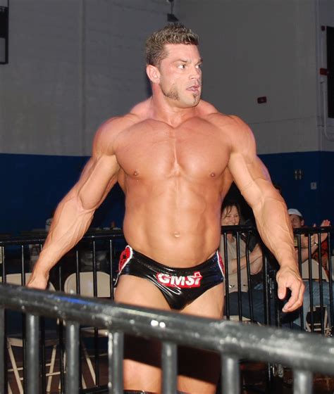 William blahd on webmd, vertebrae in your middle back attach to your ribs which wrap around to your chest and are attached to your sternum. Beefcakes of Wrestling: Monster Muscle Monday