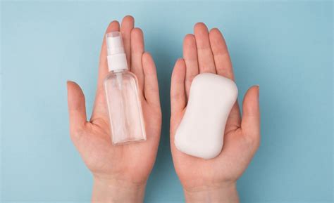 Most women have had a yeast infection, ringworm or some other form of fungus run in their family. Does Hand Sanitizer Kill Ringworm : Can Hand Sanitizer ...