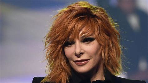 Последние твиты от mylène farmer (@mylenefarmer_). Mylène Farmer à l'affiche d'une nouvelle série - Radio ...