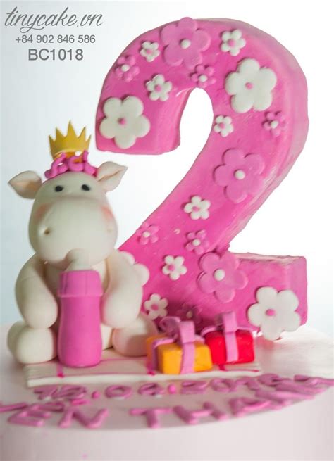 Mba ternyata rumahnya deketan sama om nya ayahvino. Birthday cake with little horse for baby girl 2 years old TinyCake.VN 183B Tran Quoc Thao W9 D3 ...