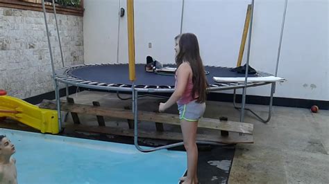 May 23, 2021 · cabine, que liga a cidade turística de stresa à montanha mottarone, na região do piemonte, tinha 15 pessoas a bordo. Desafio na piscina - YouTube