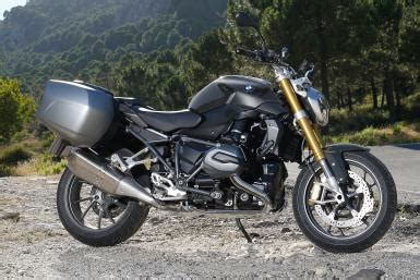 It replaces the r1150r, compared with which it has a 55 lb (25 kg) weight saving and 28% increase in power. 2016 Bmw R1200r - news, reviews, msrp, ratings with ...