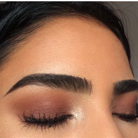 Comes with everything you need to get perfectly shaped, super glamorous eyebrows in seconds. Pin de Chelsea Mendiola en Hair & Nails & Makeup | Cejas ...