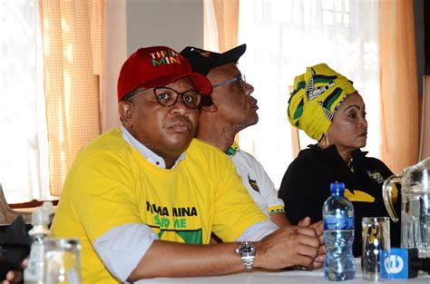 Mbalula in twar with Carl Niehaus