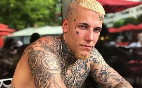 Alex caniggia renunció a masterchef y se iría a la academia de showmatch. Alex Caniggia estará MasterChef Celebrity II - Sabelo Salta