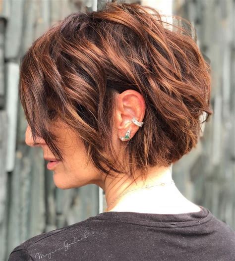 Short hair is cool, classic, stylish, and easy to manage. 60 Best Short Bob Haircuts and Hairstyles for Women | Wavy bob hairstyles, Wavy bob haircuts ...