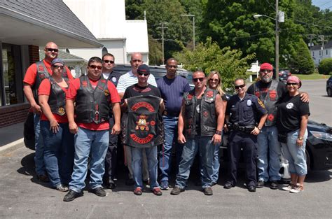 Flowers on main tazewell va. Roughnecks Donate to Officer Riggs - Town of Tazewell