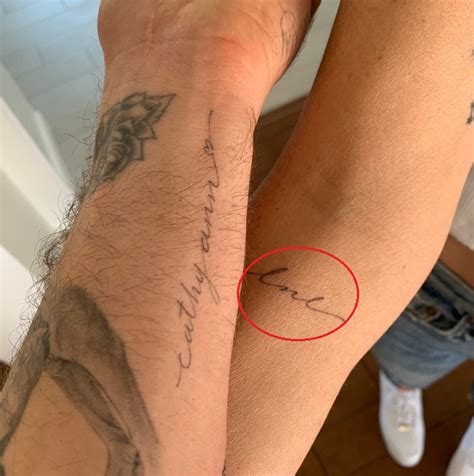 The official facebook page of catt sadler. Catt Sadler's 7 Tattoos & Their Meanings - Body Art Guru