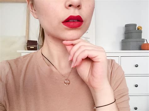 The colour glides on effortlessly and is revealed right away. My Favourite Matte Lipsticks Matte Lippenstifte für den ...