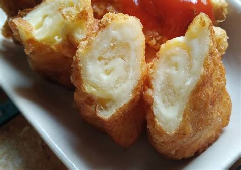 Nah, nggak usah binggung ingin mengolah roi tawar menjadi camilan seperti apa. Resep Roti tawar goreng keju oleh Dhani Pratiknyo - Cookpad