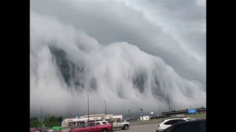 Check spelling or type a new query. MOTHERSHIP apocalyptic shelf cloud passing through Anna ...