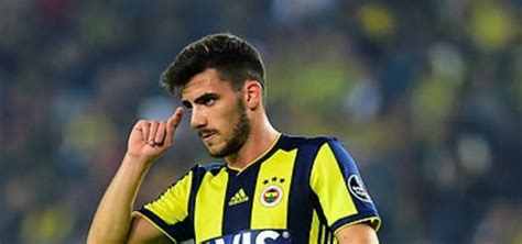 Mame thiam, sadık çiftpınar, kemal ademi ve oğuz kağan güçtekin'i ise takımdan ayırarak bireysel çalışma yapmalarını ve bu arada yeni kulüp bulmalarını istedi. Fenerbahçeli futbolcu Oğuz Kağan Güçtekin ameliyat edildi ...