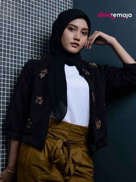 Aufrufe 477 tsd.vor 10 years. Finalis Hijabi Pertama Di Pentas Akhir Dewi Remaja, Adakah ...