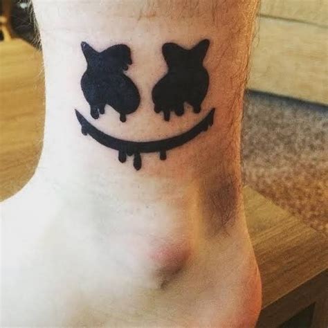 Christopher comstock (born may 19, 1992), known professionally as marshmello, is an american electronic music producer and dj. Pin de FranCisDj Cuba em Tatuajes pequeños | Marshmello ...