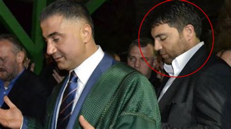 Bugün de diyor ki, 'bir akp milletvekili rica ettiği için ben hürriyet gazetesini bastım.' Sedat Peker'in avukatı da Feyzi İşbaşaran'ı darp etti ...