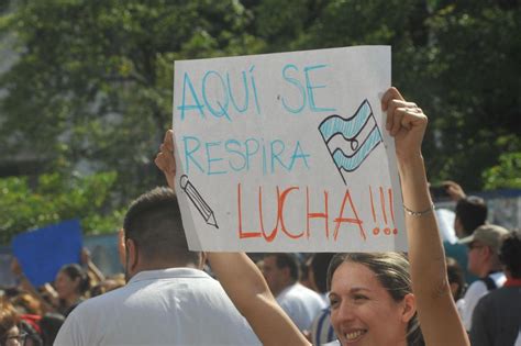 Las últimas noticias sobre paro docente están en misiones cuatro. Segunda jornada de paro y protestas de los docentes ...