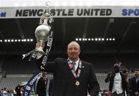 Futbolculuk dönemine real madrid'de başlayacak olan rafael benitez, 12 yıllık kariyerinin ardından. Newcastle United news: Rafa Benitez's side are champions ...