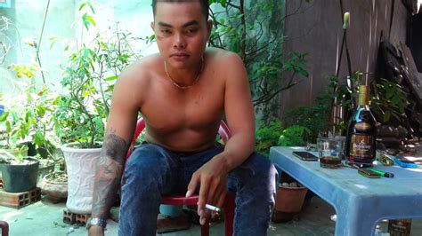 Ảnh đại diện fb boy cầm kiếm samurai kyo cực đẹp, cực khốc, bá cho ae. Hot boy xăm trổ, gà rừng tatto, dương minh tuyền vào mà ...