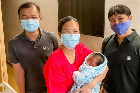 Watch trailers & learn more. Workers' Party Sengkang GRC MP He Ting Ru gives birth to ...