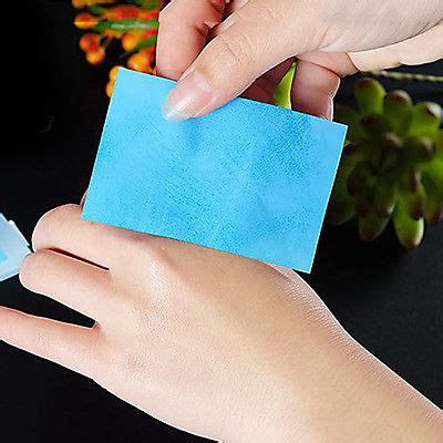 Bagian terbaiknya, banyak merk kertas minyak yang harganya terjangkau (kecuali jika kamu mencari. Selain Lap Minyak Pada Muka, Ini Antara Fungsi Blotting ...