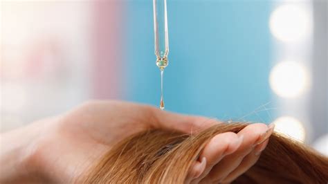 We'll don't worry, we've got you covered. What happens when you put castor oil in your hair