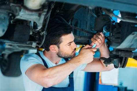 You say the name, larry the cable guy, and everyone knows who it is. Make your Car Maintenance a Priority | Vehicle Repair