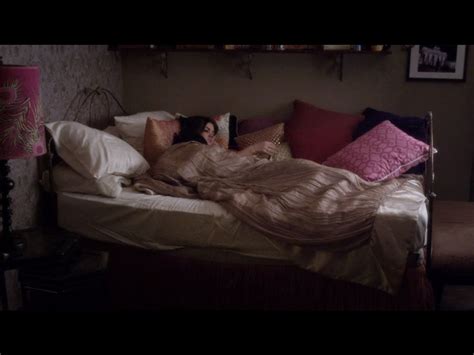 Or a big bean bag | pretty little liars. Aria's bed in Pretty Little Liars | Aria montgomery room, Bed