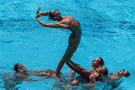 The out to swim angels is great britain's only male synchronized swimming team, but the group was barred from competing in the 2012 the out to swim angels wrote a letter to the international olympic committee and fina, swimming's governing body, arguing that men deserve to compete in. Synchronized swimmers compete in Rio de Janeiro