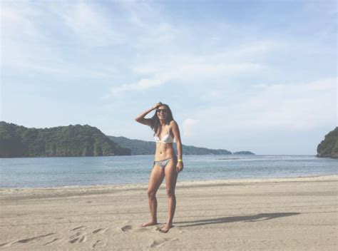 Explore tweets of alyssa valdez @alyssavaldez2 on twitter. LOOK: Alyssa Valdez slays at the beach with athletic bod ...