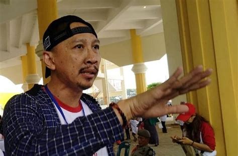 Foto terbarunya yang diunggah pada 8 april kemarin. Abu Janda Singgung Cadar, Ini Respons Ulama NU - FAJAR