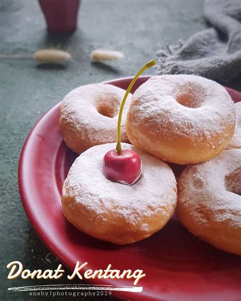 Resep cara membuat donat original. Cara Membuat Donat Kentang Empuk Dan Mengembang Sempurna ...