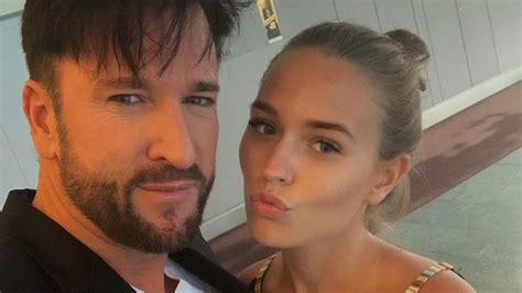 Sie ist unheilbar krank ist für echte fans ein muss! Sommerhaus-Übelkeit: Wendler und Laura klären Babyfrage ...