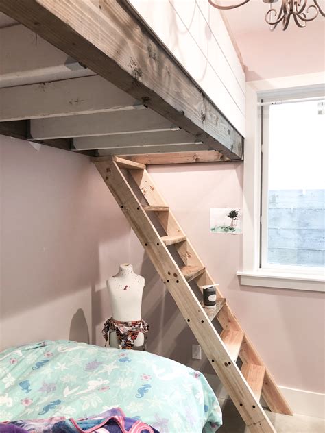 A bed frame is nothing more than a rectangle that must accommodate the size of the mattress. How to Build a Loft Bed - JLM Designs