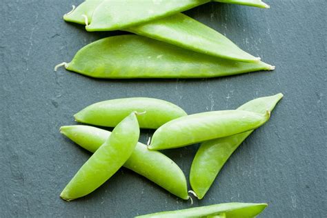 Also called granulated sugar, this highly refined sugar is made from sugarcane and sugar beets. What's the Difference Between Snow Peas, Snap Peas, and ...