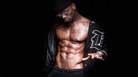 Listen to albums and songs from diamond platnumz. Diamond Platnumz - "Niache" | "Sikomi" - Zambian Music Blog